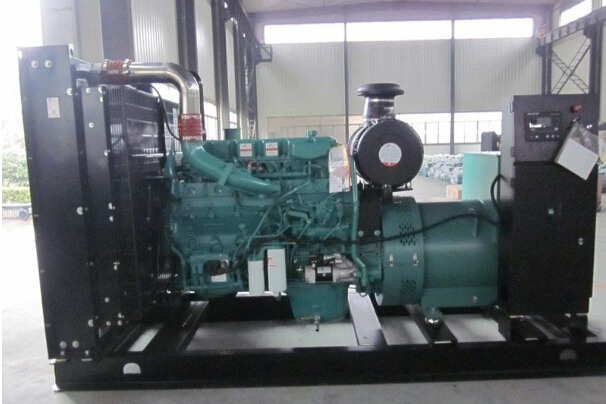 漯河二手常柴300kw大型柴油发电机组